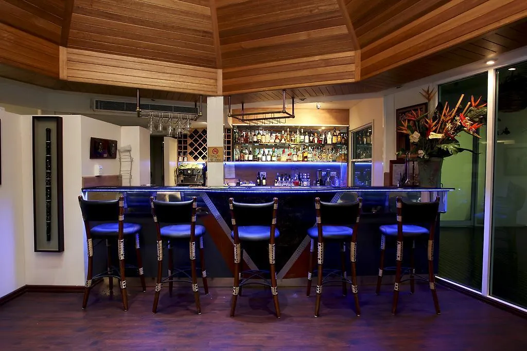Cairns Sheridan Hotel 4*,